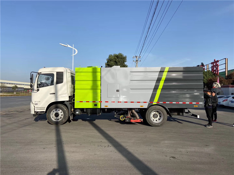 東風(fēng)天錦國六10噸吸塵車