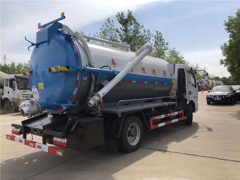東風(fēng)8方一體罐清洗吸污車