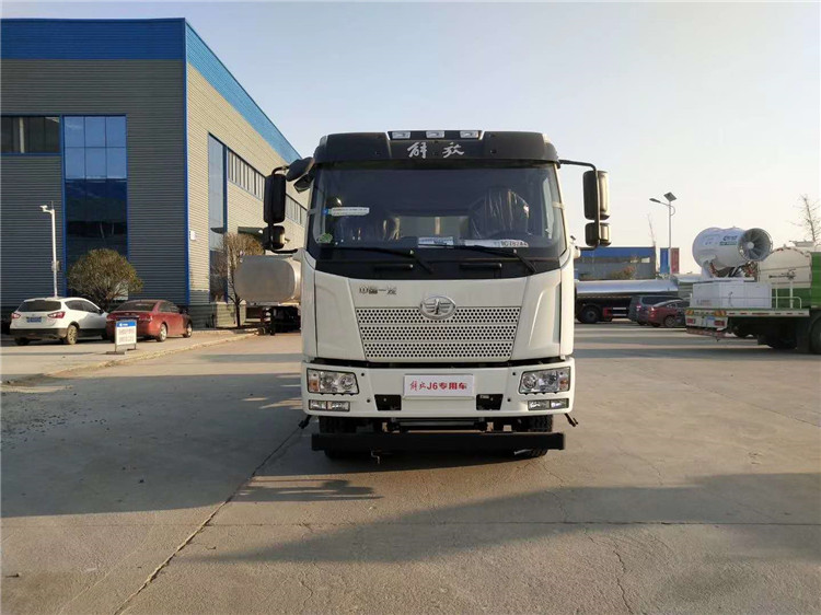 一汽解放12方抑塵霧炮車