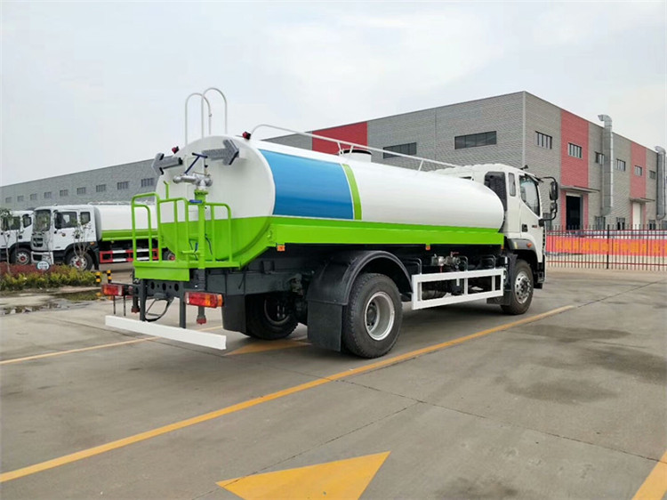 福田瑞沃國六15方灑水車