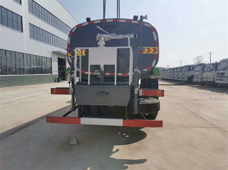 東風(fēng)天龍國(guó)六20噸灑水車