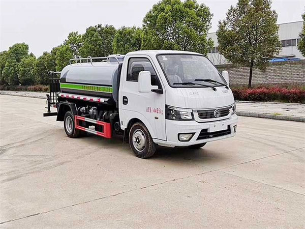 東風(fēng)途逸3噸灑水車