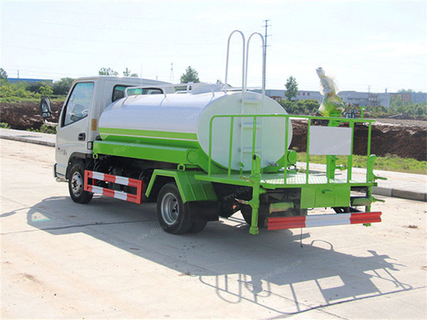 凱馬藍(lán)牌3噸灑水車(chē)