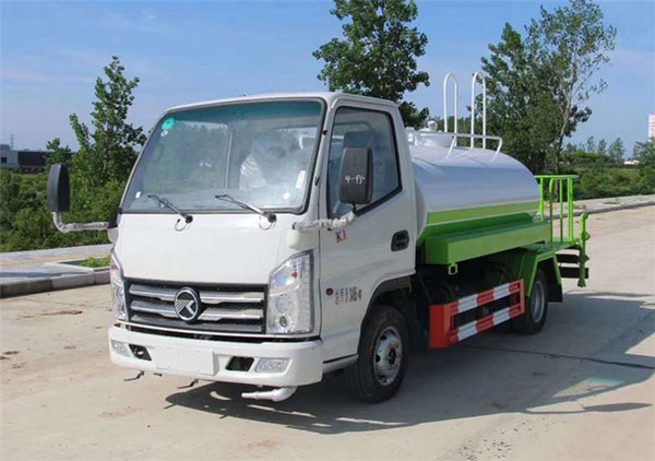 凱馬藍(lán)牌3噸灑水車(chē)