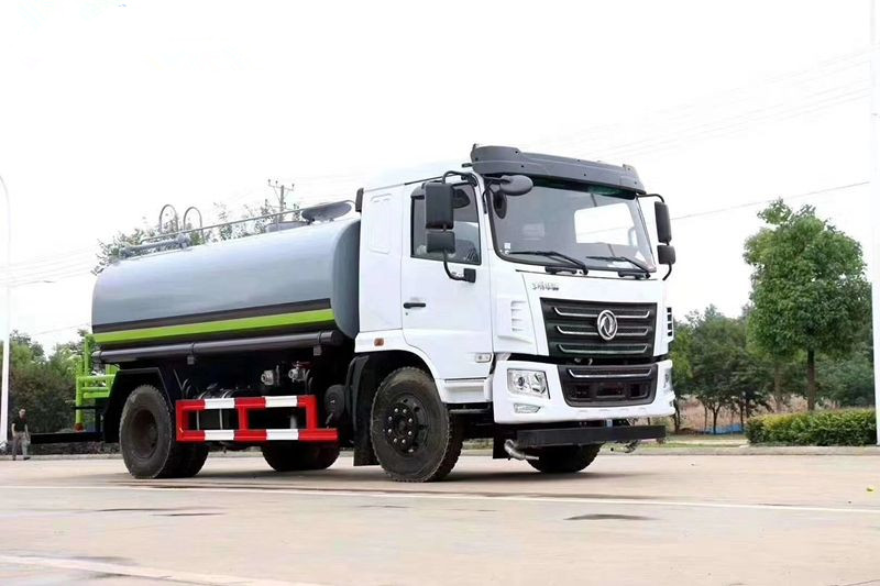 東風(fēng)華神12方灑水車
