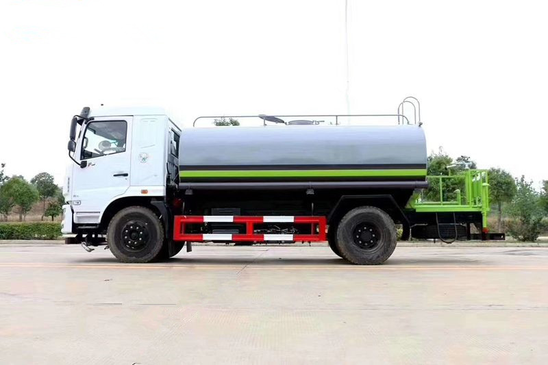 東風(fēng)華神12方灑水車
