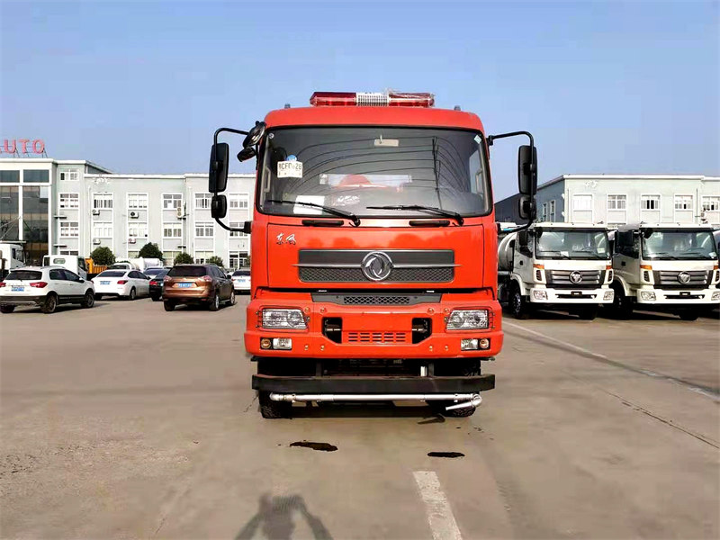 8噸森林消防車熱賣中
