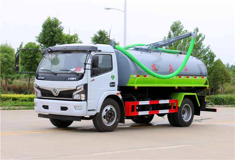 8方東風(fēng)凱普特吸糞車不超重