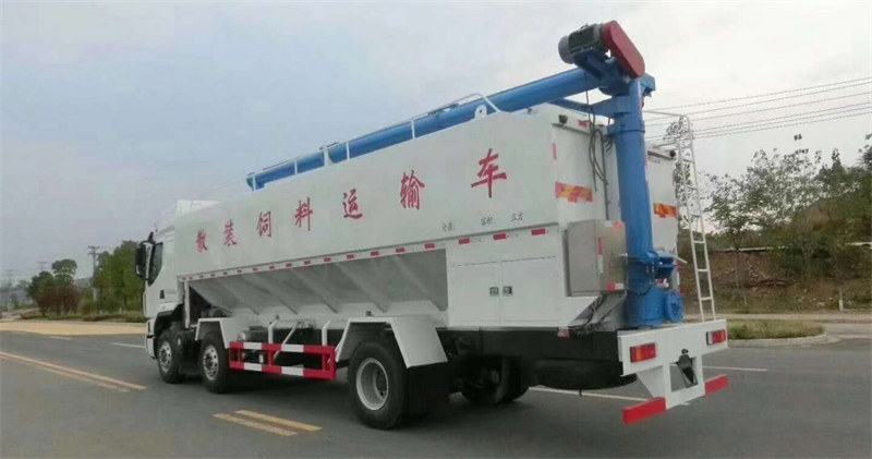 15噸柳汽散裝飼料車價(jià)錢