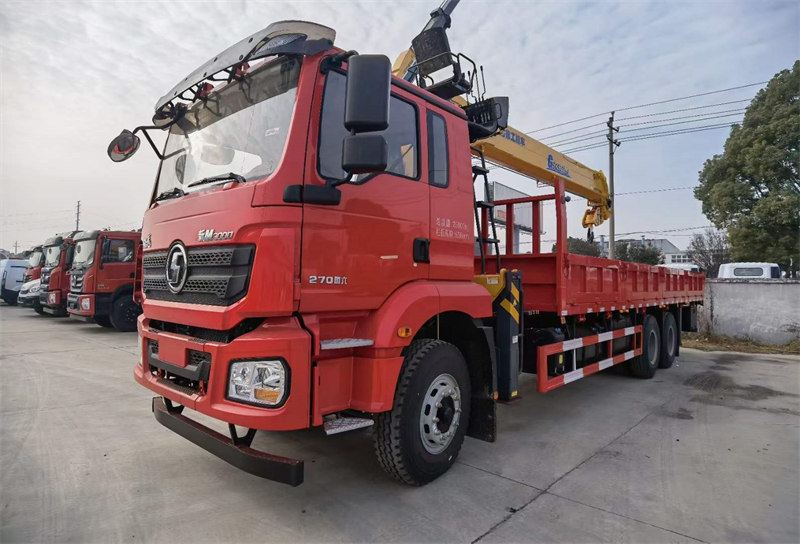 德龍新M3000后八輪隨車吊年終特惠
