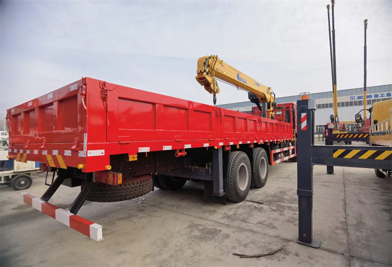 德龍新M3000后八輪隨車吊年終特惠