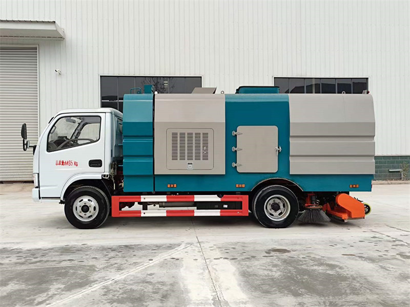 5方福瑞卡后滾掃吸塵車出口型