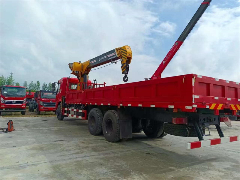 后八輪隨車吊暢銷車型買什么樣好