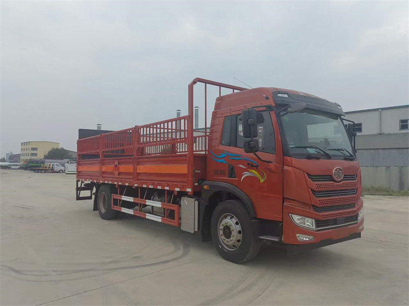 6.8米氣瓶運(yùn)輸車價(jià)格便宜