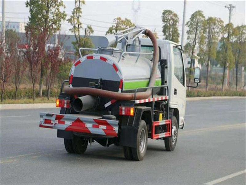 藍牌2方吸糞車凱馬2023年報價