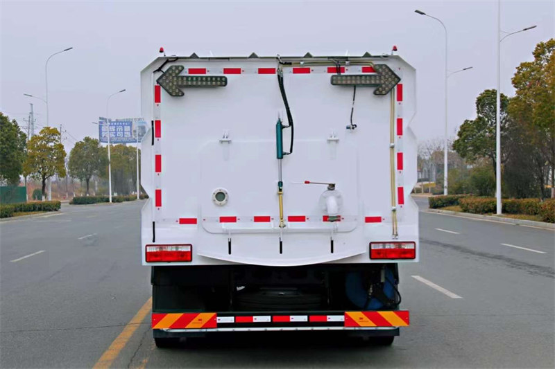 12噸電動洗掃車東風(fēng)價錢