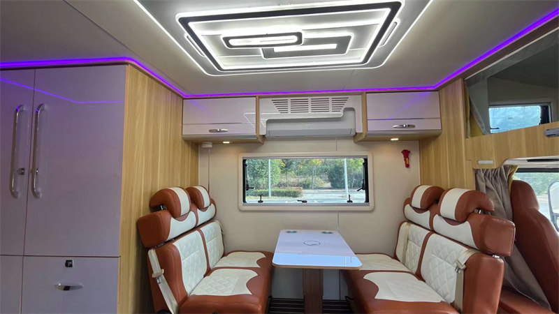 躍進(jìn)H500升頂房車廠家直銷