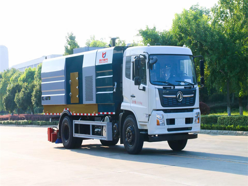 國六東風(fēng)天錦吸塵車低油耗