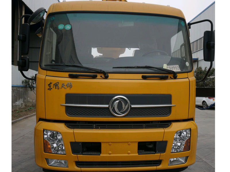 國六東風(fēng)天錦32米高空作業(yè)車