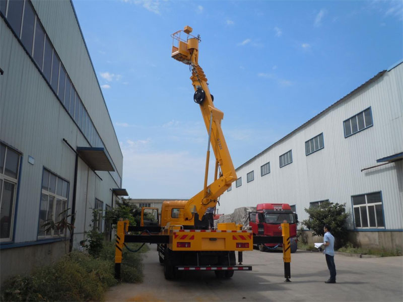 國六東風(fēng)天錦32米高空作業(yè)車