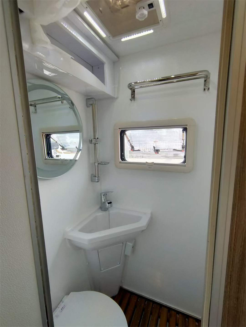 上汽躍進S100輕卡房車性價高