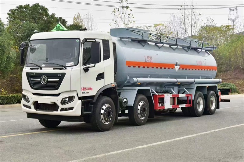 東風(fēng)腐蝕性物品罐式運(yùn)輸車(chē)現(xiàn)車(chē)促銷(xiāo)價(jià)