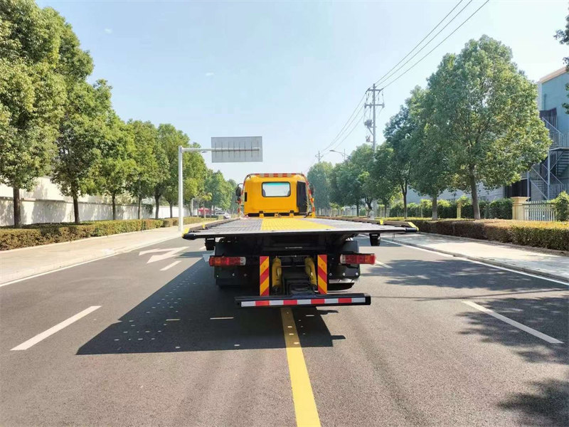 10噸大板清障車救援收車好幫手