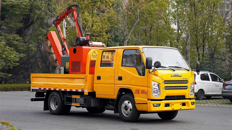 折疊臂式綠籬修剪車作用