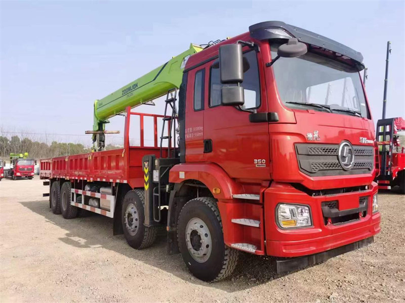 陜汽德龍8×4隨車(chē)吊加強(qiáng)版價(jià)格