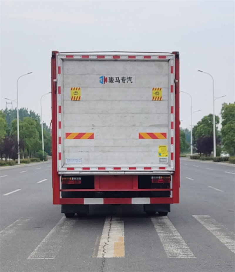 大運畜禽運輸車直賣廠