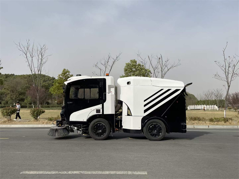 智能自動(dòng)駕駛掃路機(jī)廠家直銷(xiāo)