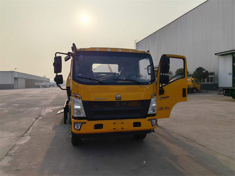 6.5米重載清障車8噸上裝現(xiàn)車推薦