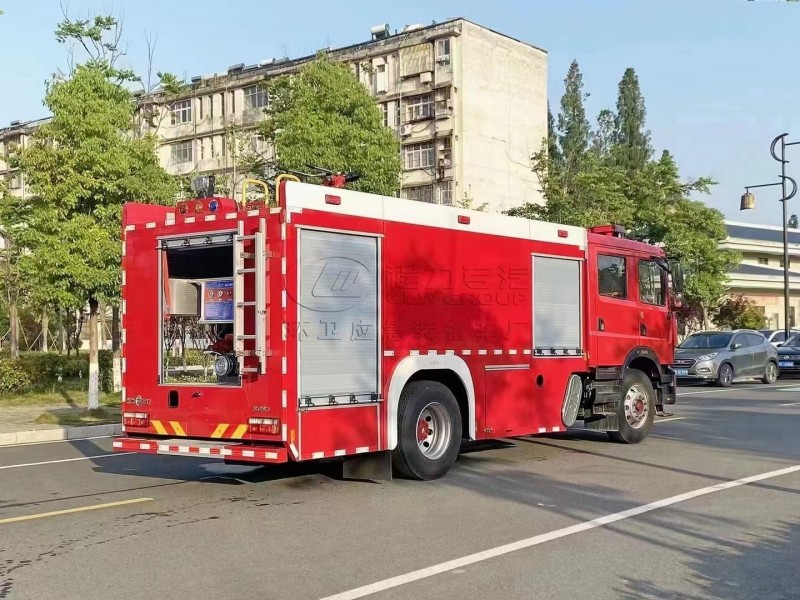 6噸東風大多利卡D9水罐消防車