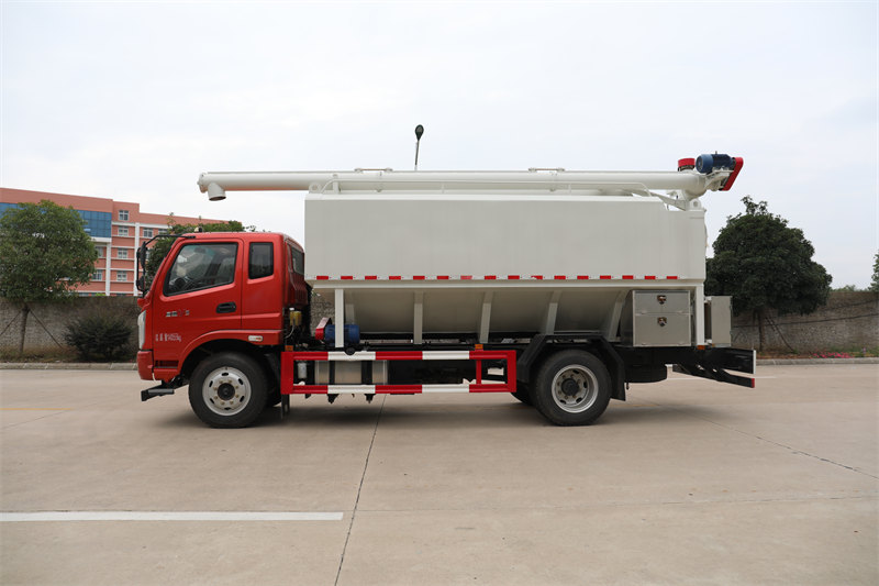 15方散裝飼料運(yùn)輸車(chē)多少錢(qián)