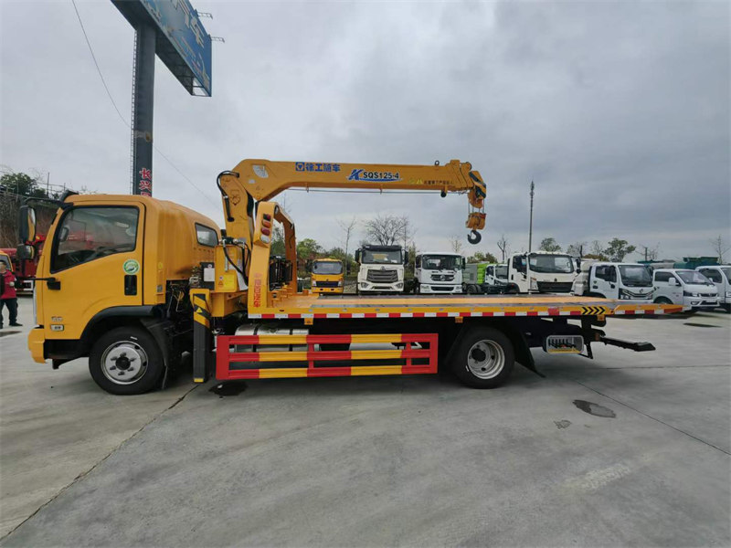 大運(yùn)清障車(chē)帶吊4500軸距報(bào)價(jià)