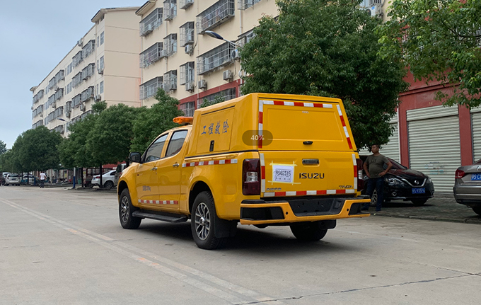 五十鈴皮卡500方排水車