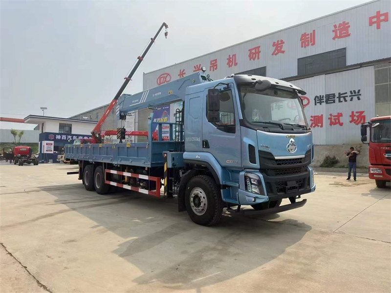 乘龍三一隨車吊全球限量首發(fā)