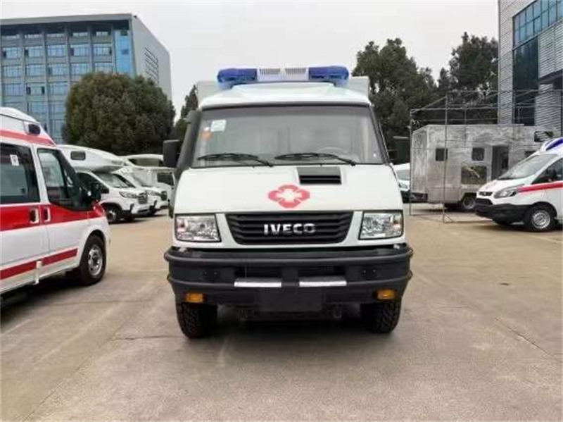 依維柯四驅(qū)救護車新款來襲