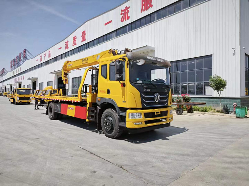 華神T5大板清障車帶吊高清圖片