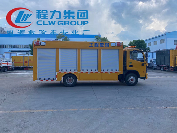 東風(fēng)多利卡D7排水救險(xiǎn)車