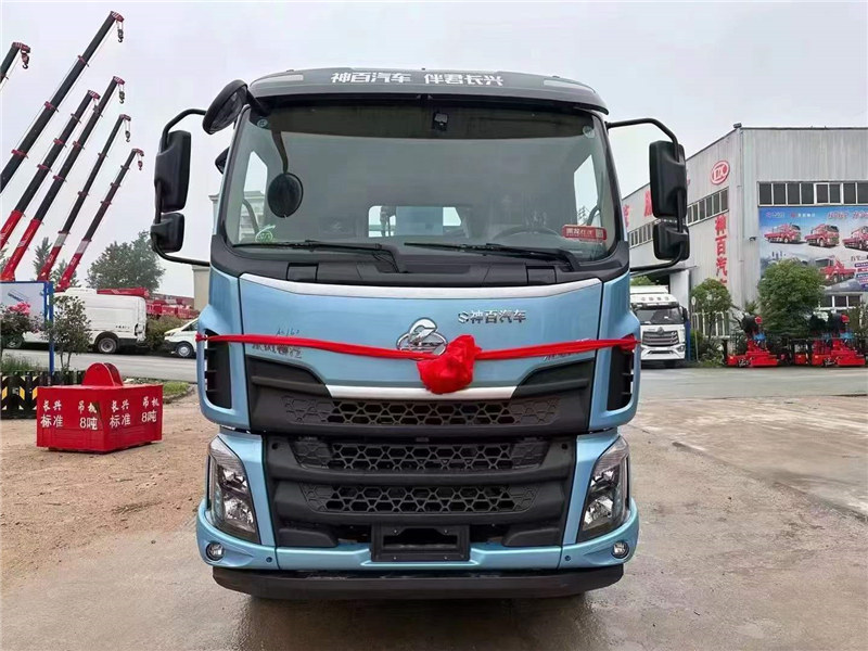 柳汽乘龍單橋隨車(chē)吊4500軸距
