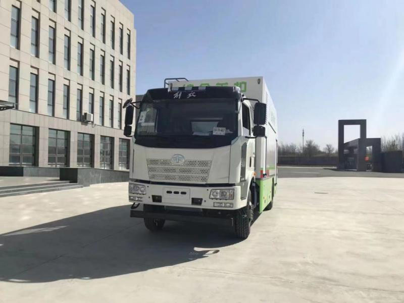 解放綠化綜合養(yǎng)護(hù)車油耗低