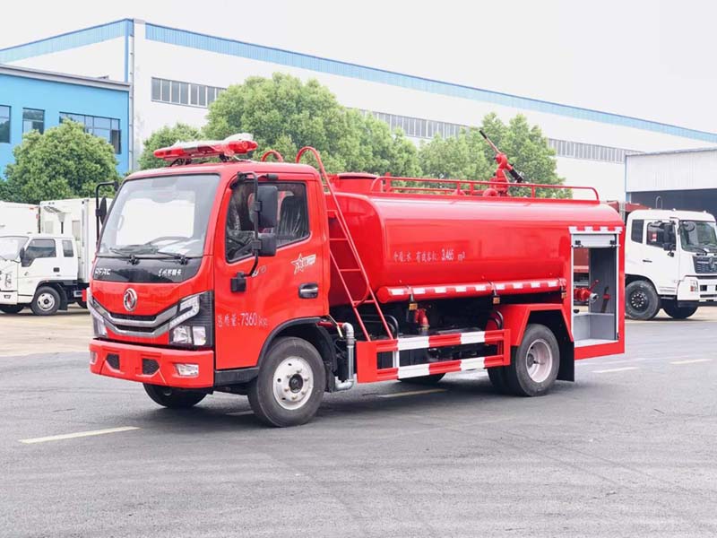 小多利卡消防灑水車廠家直銷