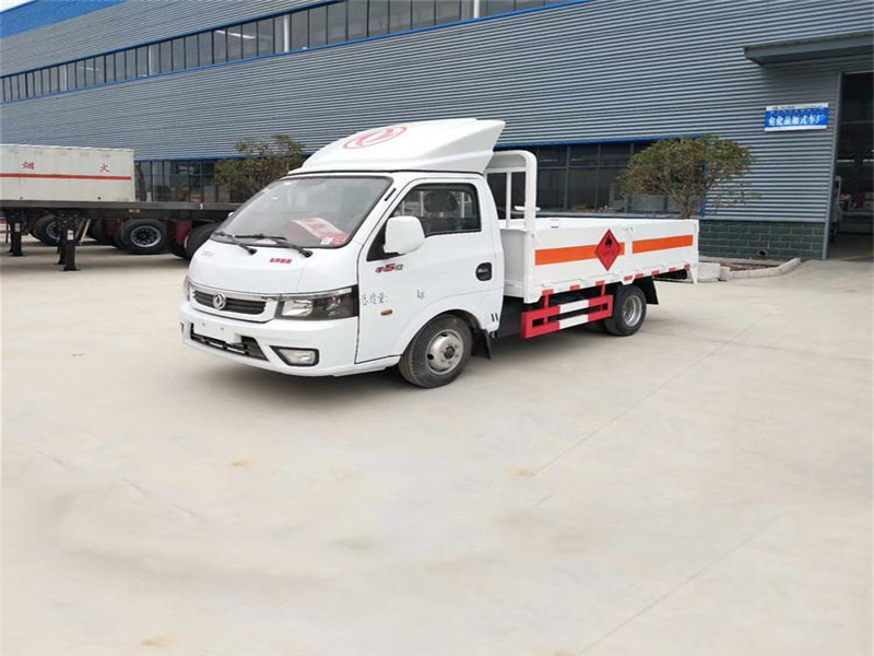 東風(fēng)途逸氣瓶運(yùn)輸車性價(jià)高
