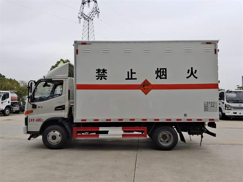 江淮駿鈴爆破器材運(yùn)輸車(chē)多少米
