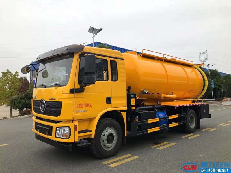 陜汽德龍聯(lián)合疏通車現(xiàn)車
