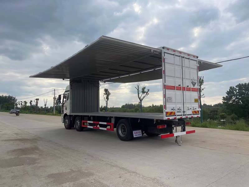 解放小三軸腐蝕品廂式運(yùn)輸車上戶無憂