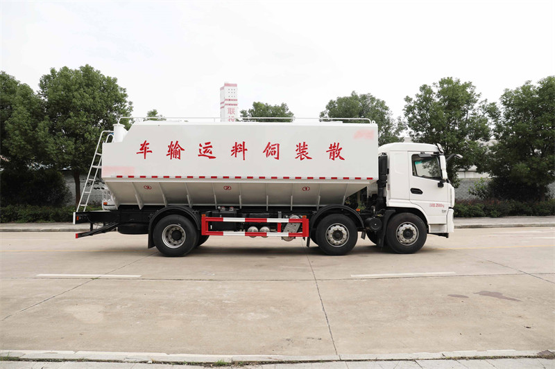 福建漳州訂購一臺陜汽軒德翼6散裝飼料運(yùn)輸車