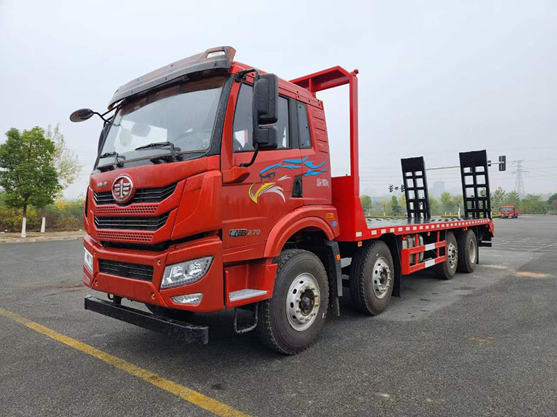 解放悍V8x2平板車?yán)?1噸不超載