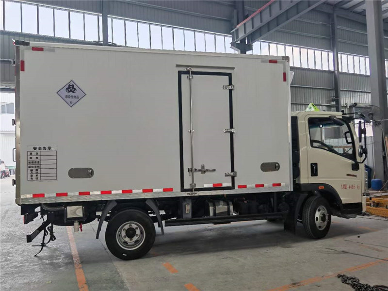 國六重汽醫(yī)療廢物轉(zhuǎn)運(yùn)車6月鉅惠